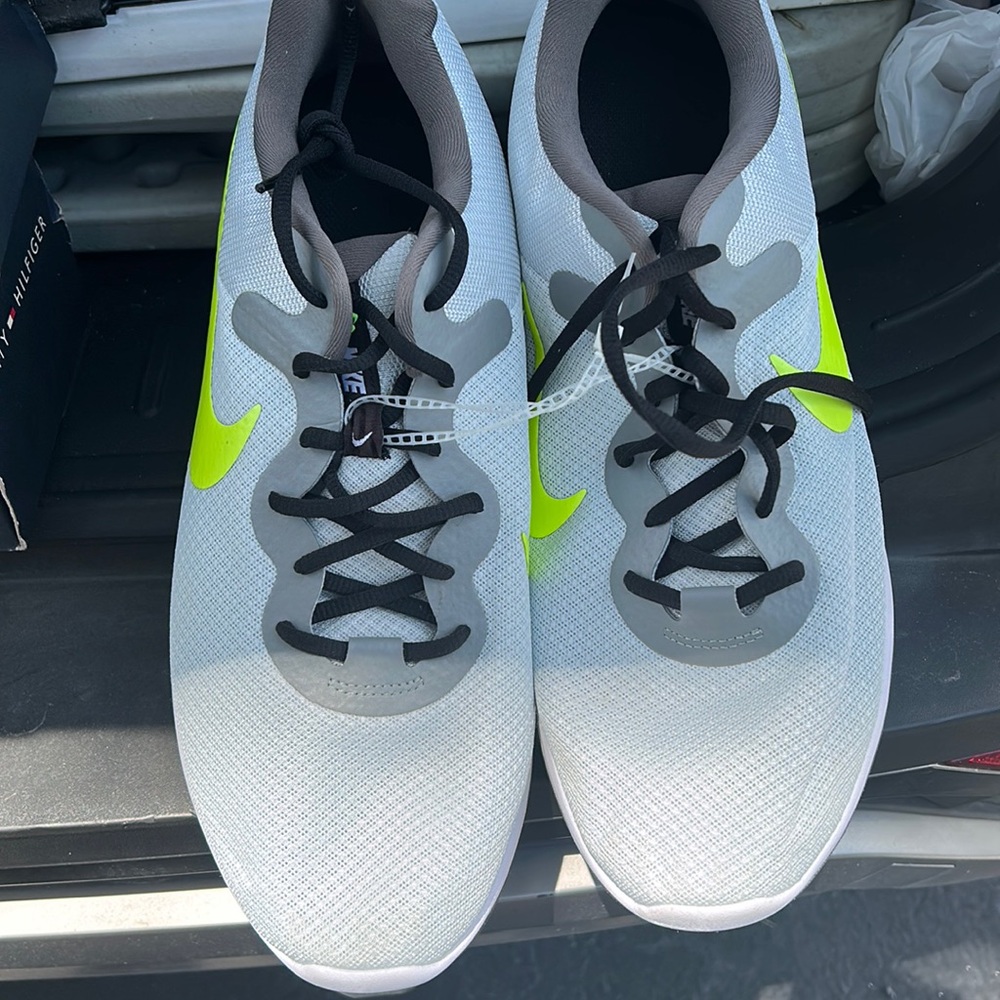 Nike men